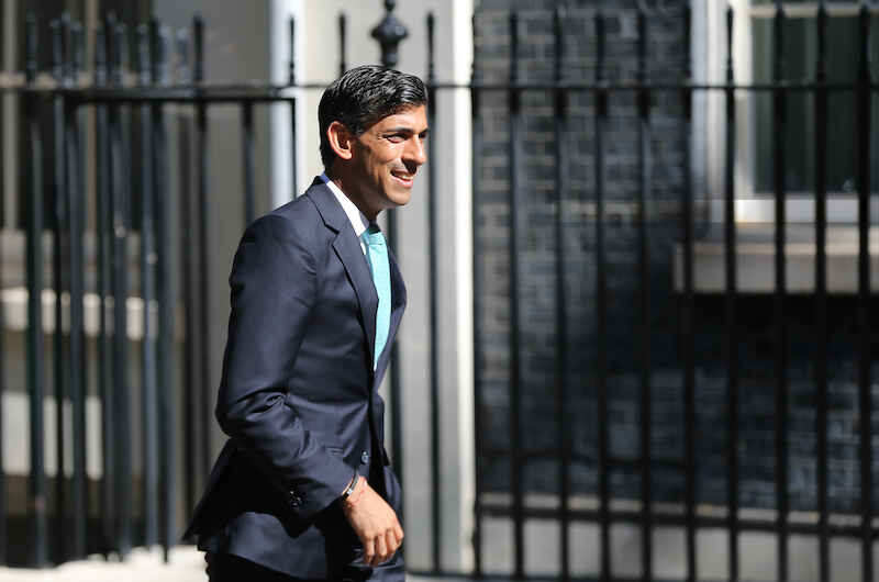 Interest Rate Hikes May Push Mortgage Payments up by £1,000 a Year, Chancellor Warns